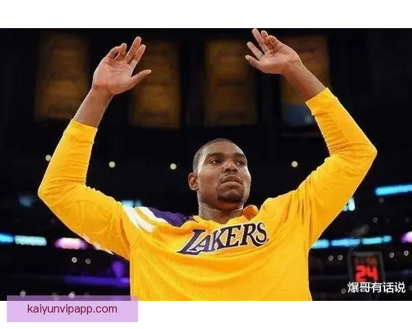 好久不见！38岁拜纳姆洛杉矶骑行 记得他曾助湖人两连冠辉煌