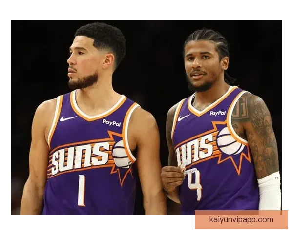 布克36分力助太阳力克灰熊 杰伦格林21分吉莱斯皮两双闪耀赛场